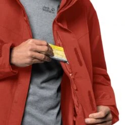 Jack Wolfskin Wander-Ganzjahresjacke Three Peaks (wasserdicht) Rot Herren -Jack Wolfskin Jack Wolfskin 1112281 3740 three peaks jacket m pepper204 1200x1200 1