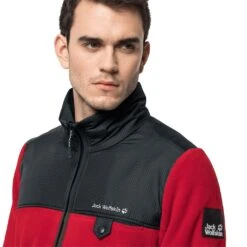 Jack Wolfskin Fleecejacke DNA Grizzly - Winddichter, Wattierter Schulterbereich - Rot Herren -Jack Wolfskin Jack Wolfskin 1709981 2102 dna grizzly m204 1024x1024 1