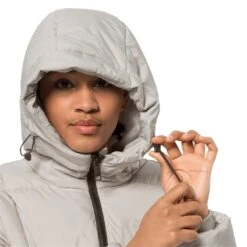 Jack Wolfskin Winter-Daunenmantel Frozen Lake Coat (winddicht, Wasserabweisend) Perlenweiss Damen 10 Jack Wolfskin Winter-Daunenmantel Frozen Lake Coat (winddicht, Wasserabweisend) Perlenweiss Damen -Jack Wolfskin Jack Wolfskin Winter Frozen Lake Coat Damen 1206131 5062 3 945x945 1
